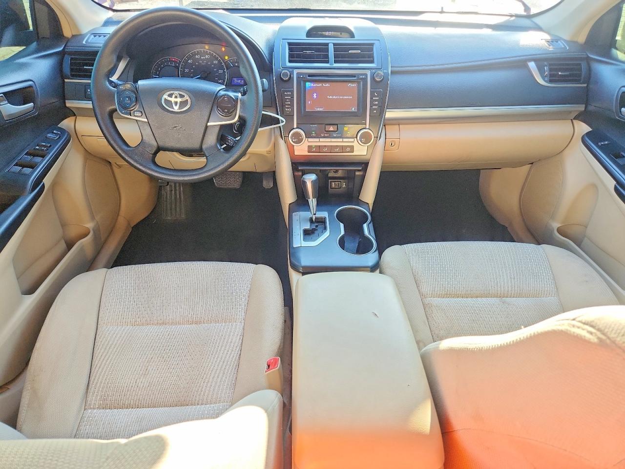 2012 TOYOTA CAMRY LE — Фото 8 из 12