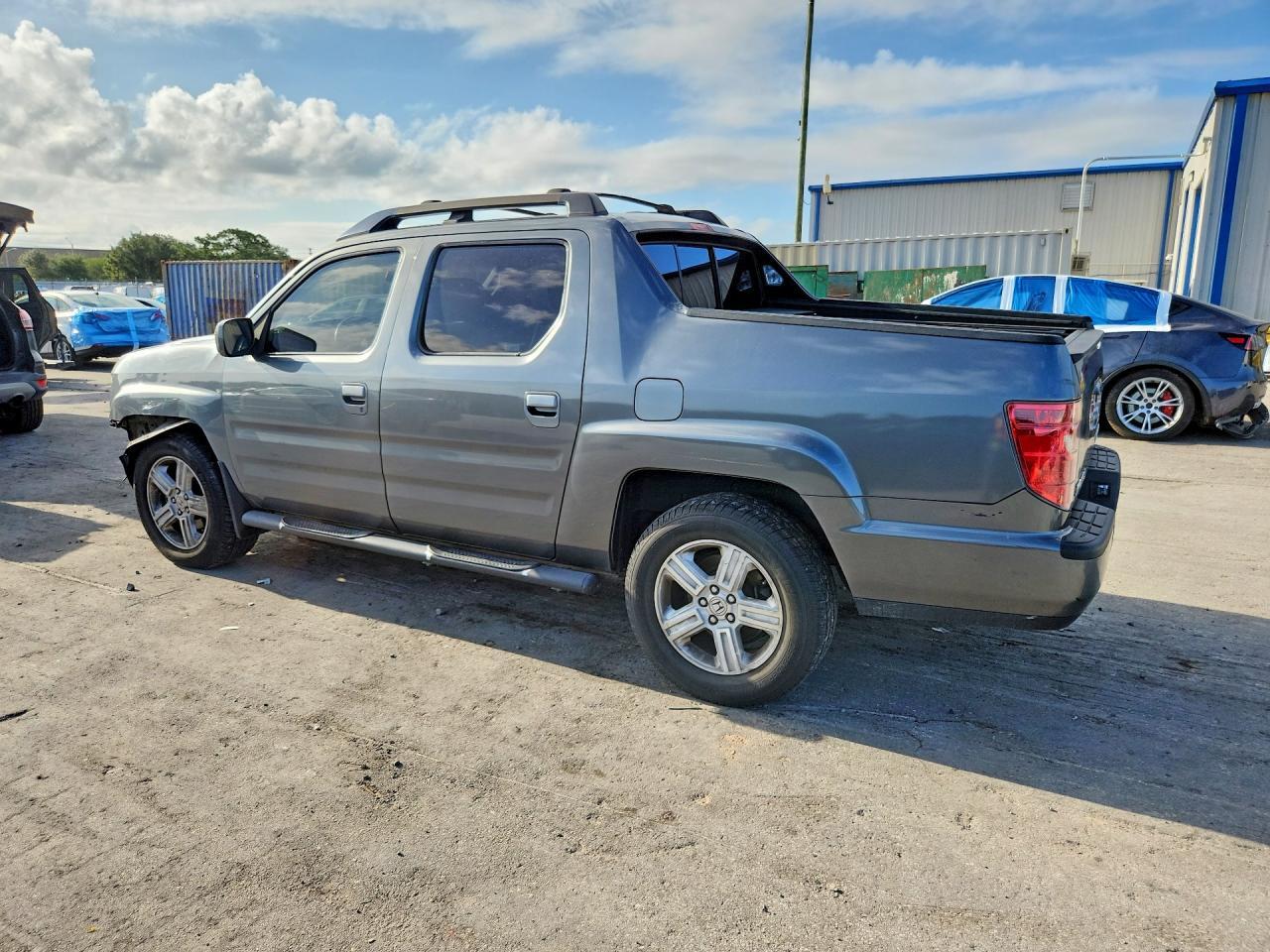 2009 HONDA RIDGELINE RTL — Фото 2 из 13
