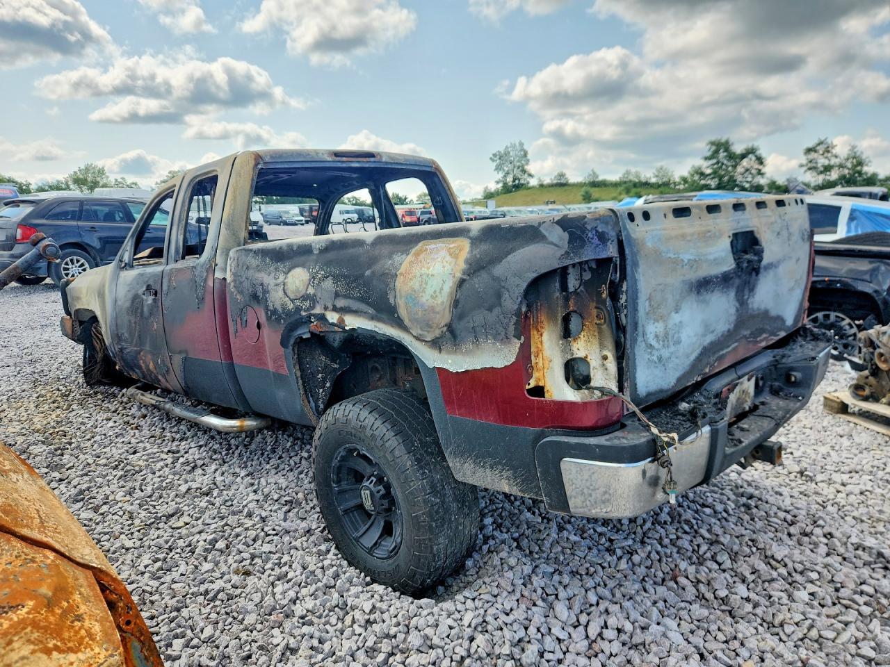 2007 CHEVROLET SILVERADO K2500 HEAVY DUTY — Фото 2 из 11