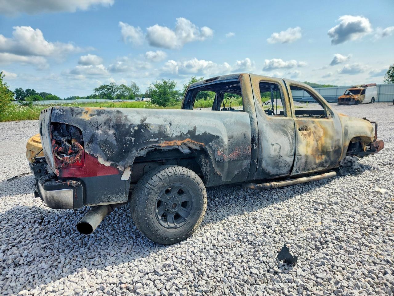 2007 CHEVROLET SILVERADO K2500 HEAVY DUTY — Фото 3 из 11