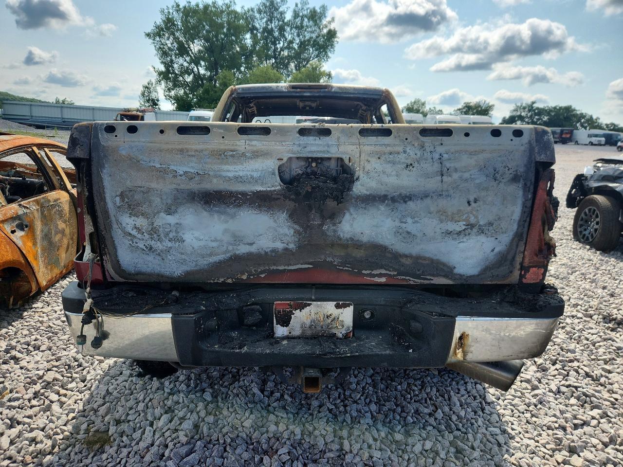 2007 CHEVROLET SILVERADO K2500 HEAVY DUTY — Фото 6 из 11