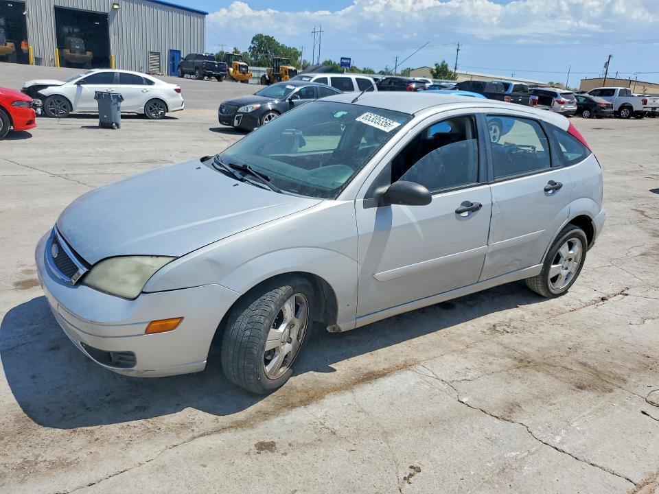 2005 FORD FOCUS 3FAFP37N75R141878