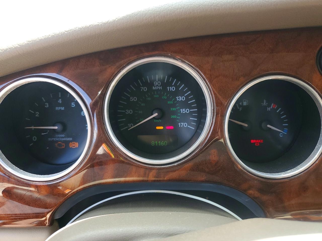 2000 JAGUAR XKR — Фото 9 из 12