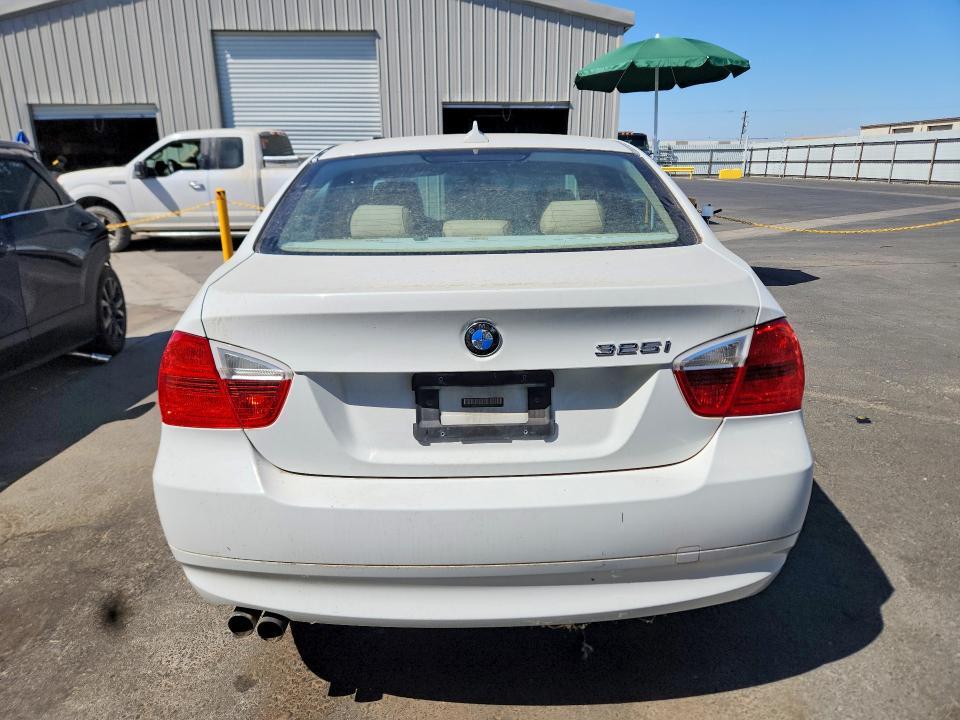 2006 BMW 325 I — Фото 6 из 12