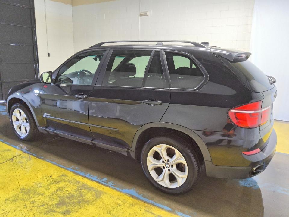 2012 BMW X5 XDRIVE50I — Фото 2 из 13