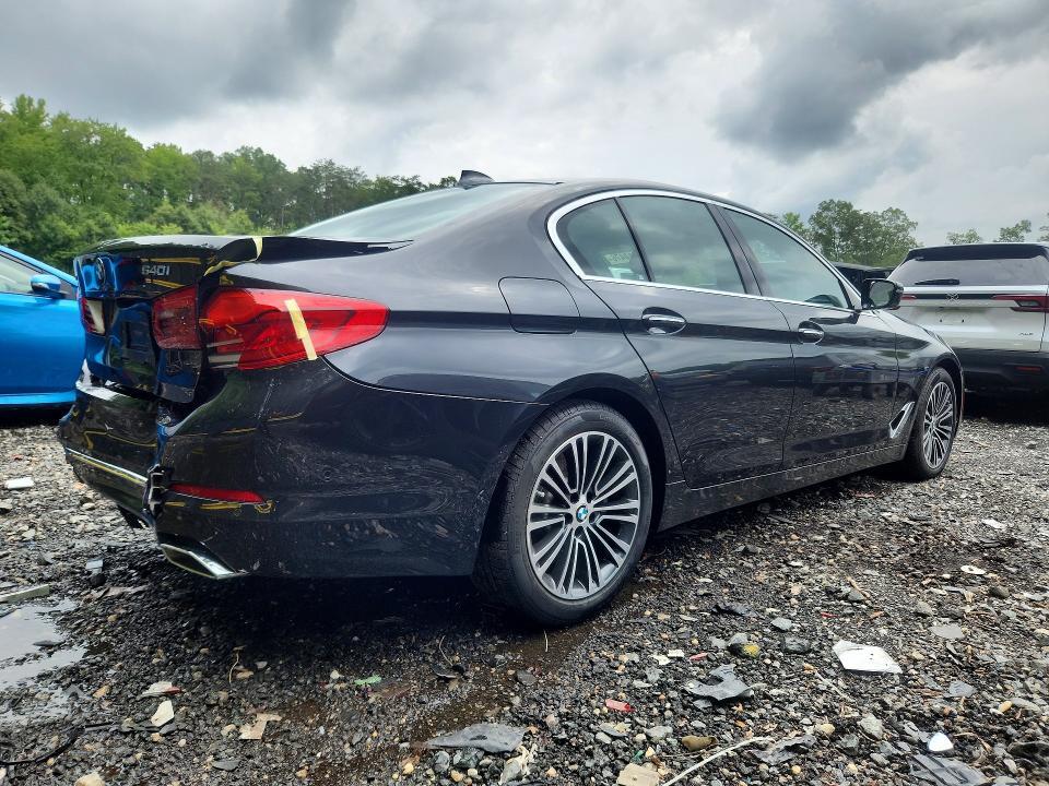 2018 BMW 540 XI — Фото 3 из 12