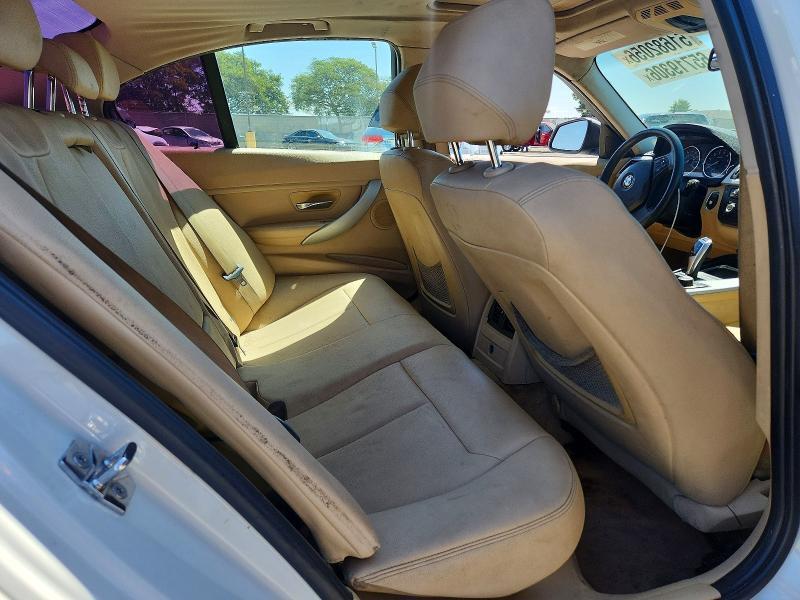 2012 BMW 328 I — Фото 10 из 12