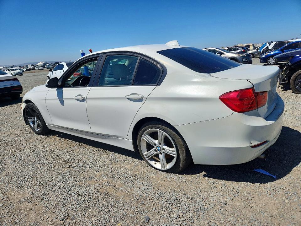 2012 BMW 328 I — Фото 2 из 12