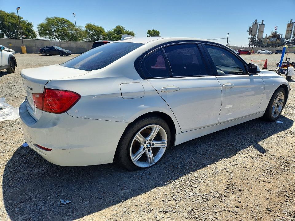 2012 BMW 328 I — Фото 3 из 12