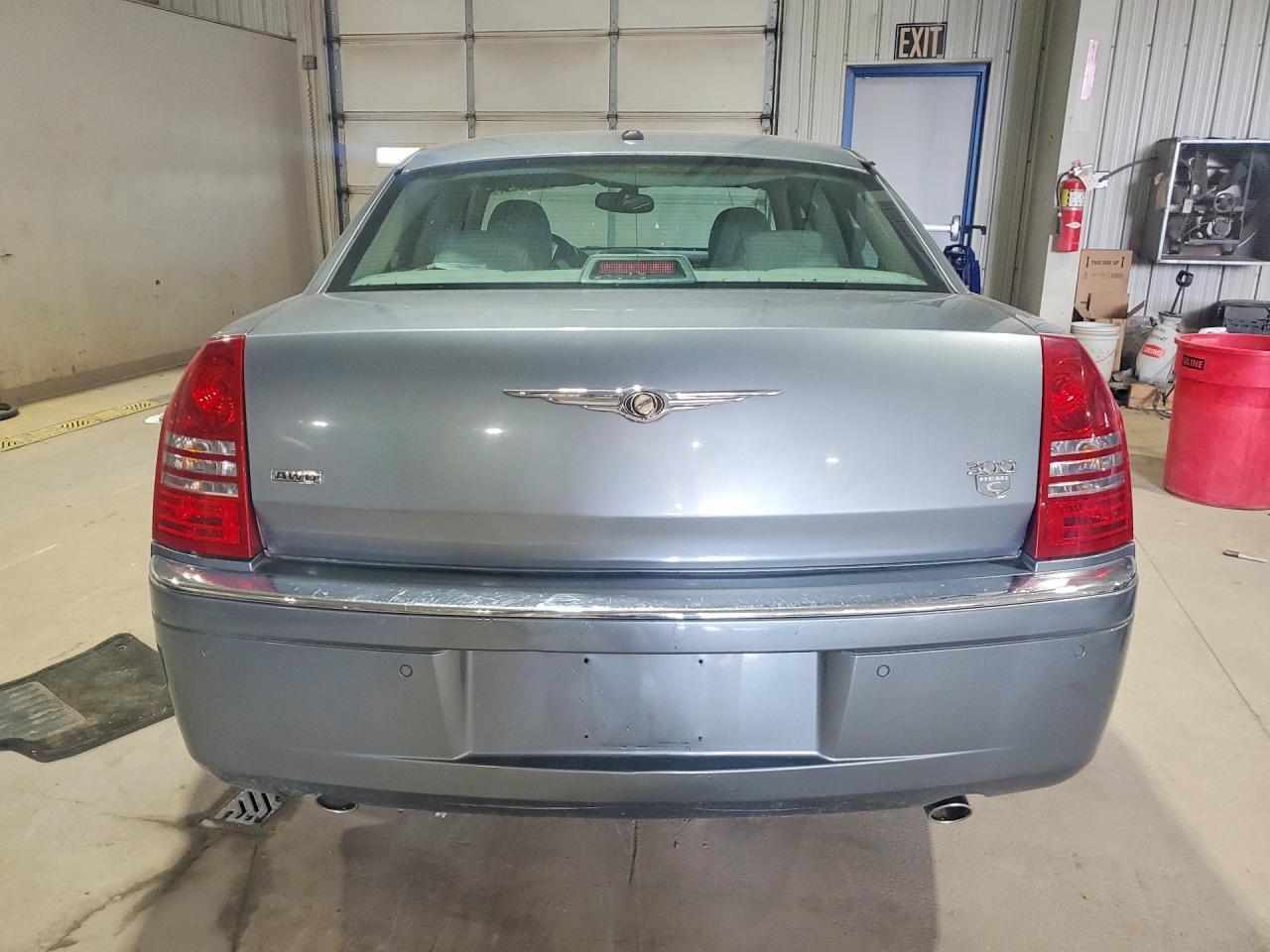 2006 CHRYSLER 300C — Фото 6 из 12