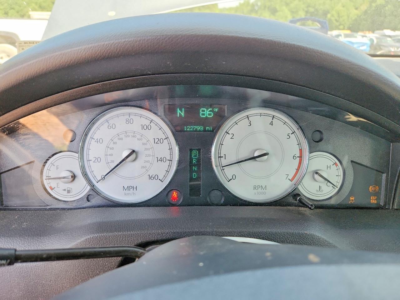 2006 CHRYSLER 300C — Фото 9 из 12