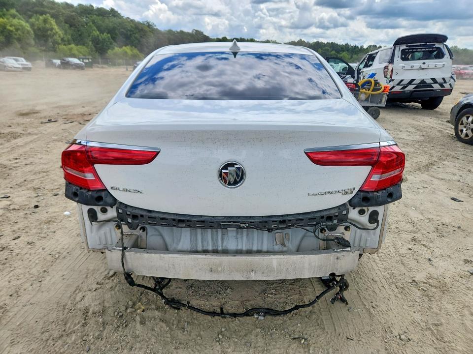 2018 BUICK LACROSSE PREMIUM — Фото 6 из 14