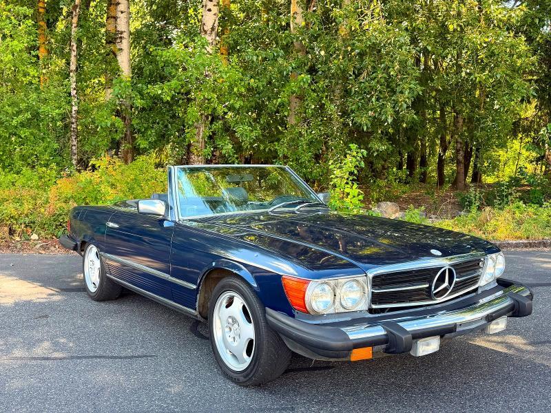 1981 MERCEDES-BENZ 380 WDBBA45A7BB007242