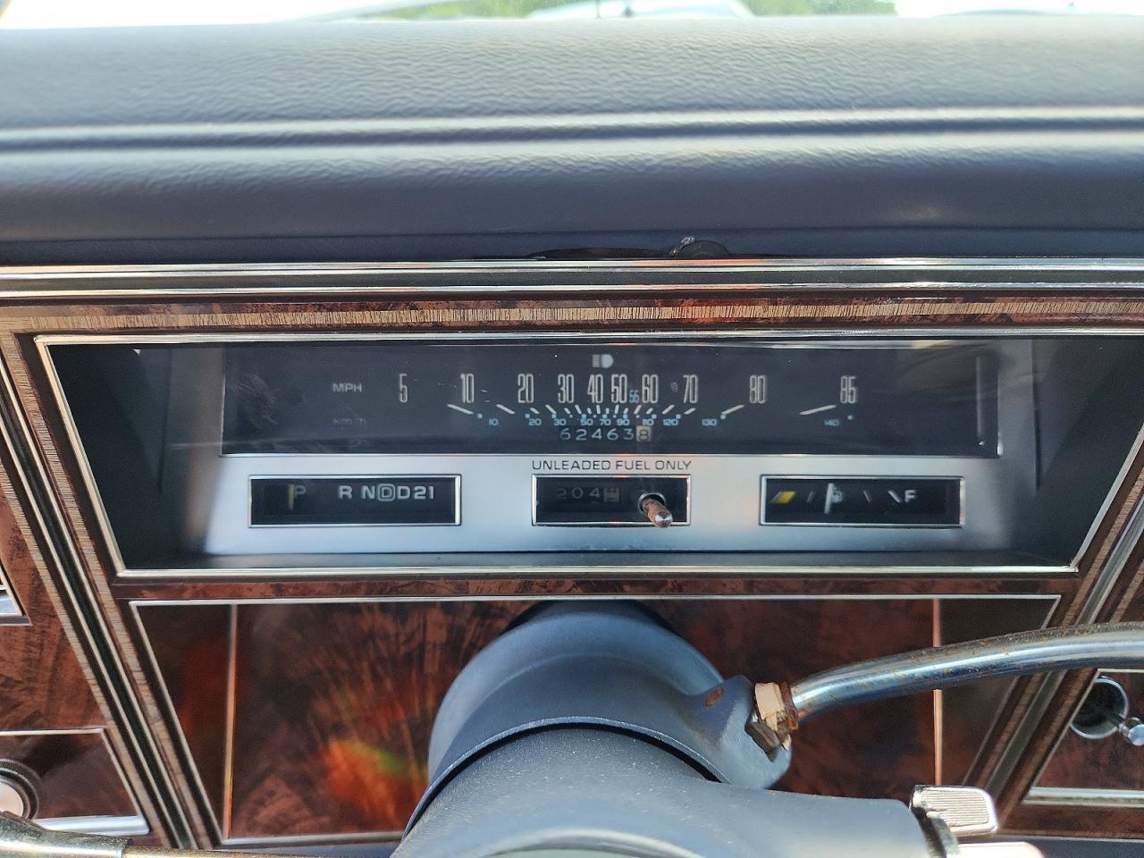 1984 OLDSMOBILE DELTA 88 ROYALE BROUGHAM LS — Фото 9 из 12