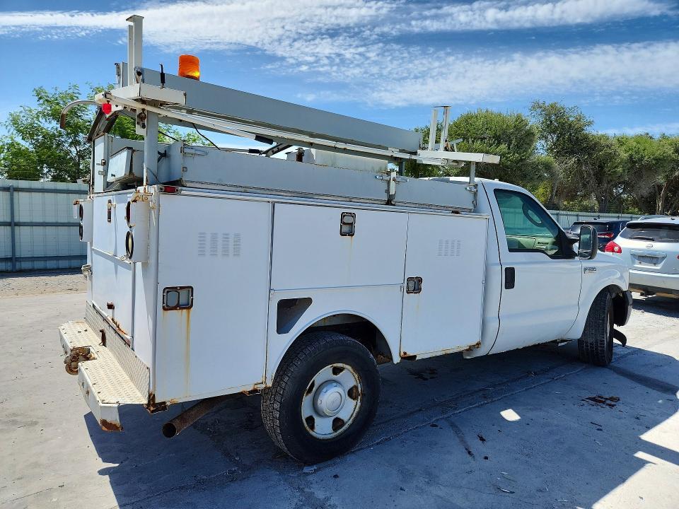 2006 FORD F350 SRW SUPER DUTY — Фото 3 из 12