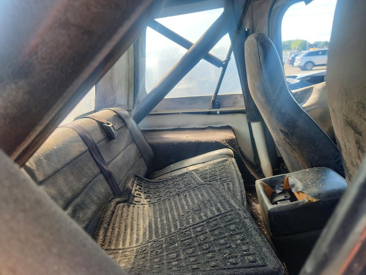 1987 JEEP WRANGLER — Фото 10 из 12