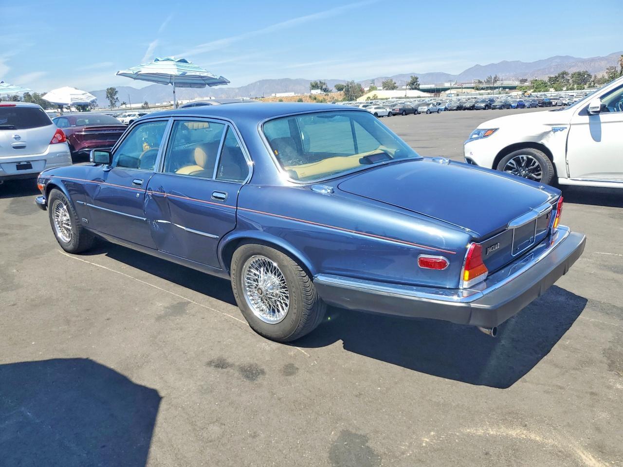 1987 JAGUAR XJ6 — Фото 2 из 12