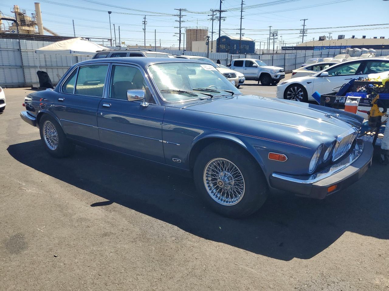 1987 JAGUAR XJ6 — Фото 4 из 12