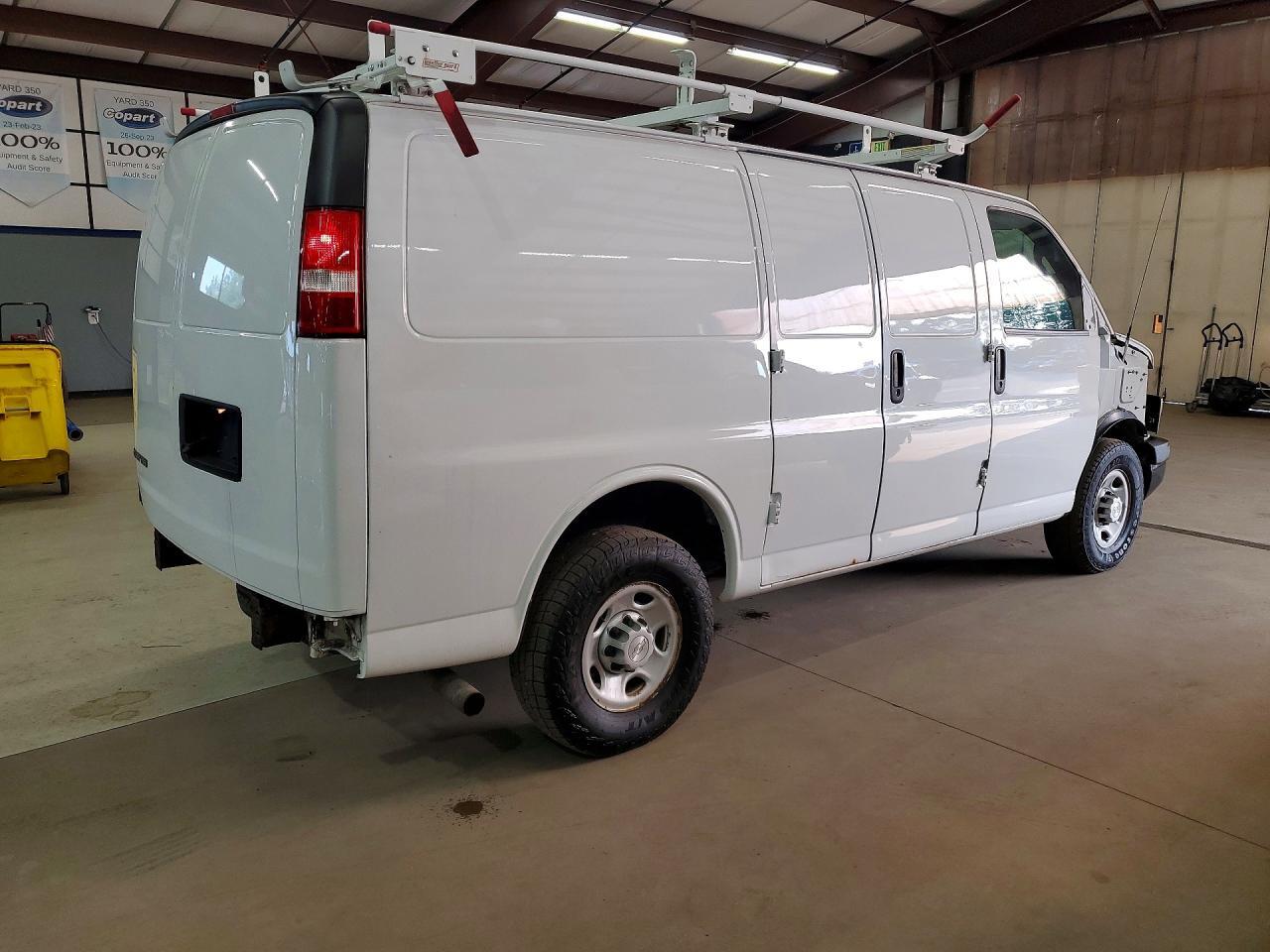 2018 CHEVROLET EXPRESS G2500 — Фото 3 из 14