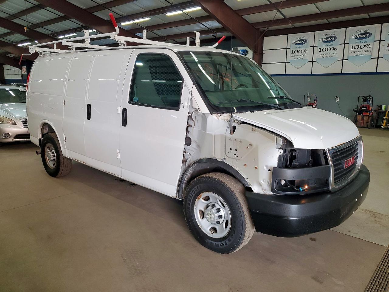 2018 CHEVROLET EXPRESS G2500 — Фото 4 из 14