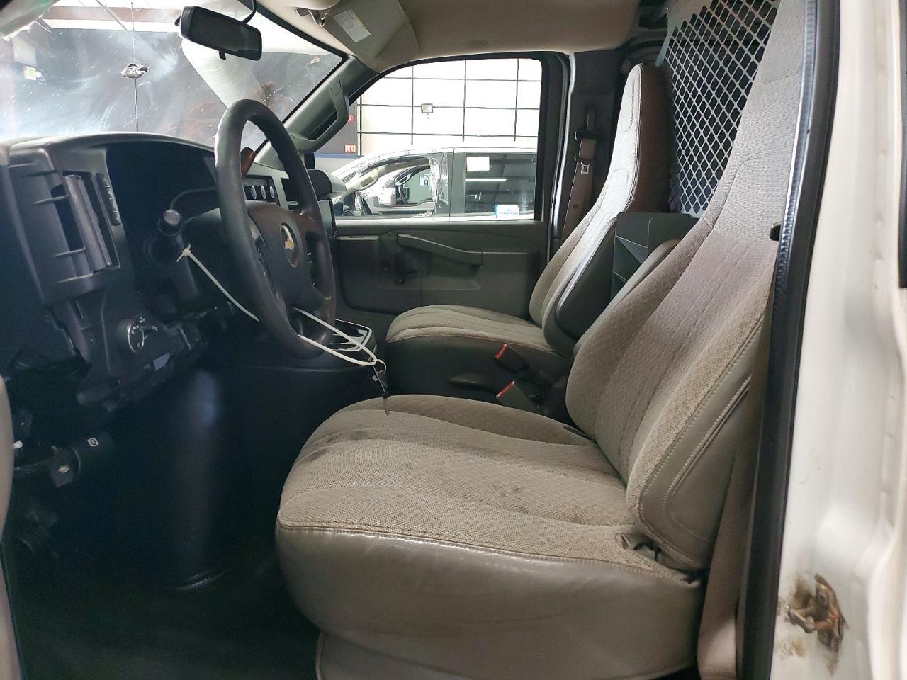 2018 CHEVROLET EXPRESS G2500 — Фото 7 из 14