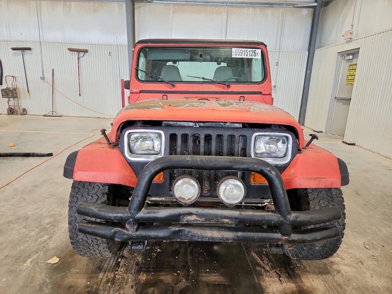1990 JEEP WRANGLER / YJ LAREDO — Фото 5 из 12
