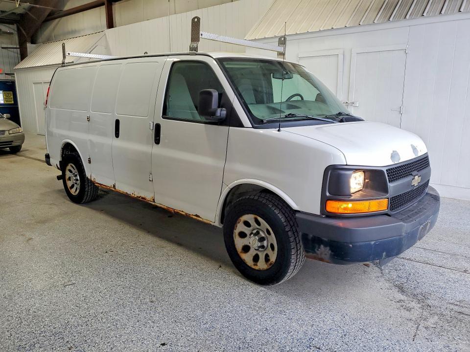 2012 CHEVROLET EXPRESS — Фото 4 из 13