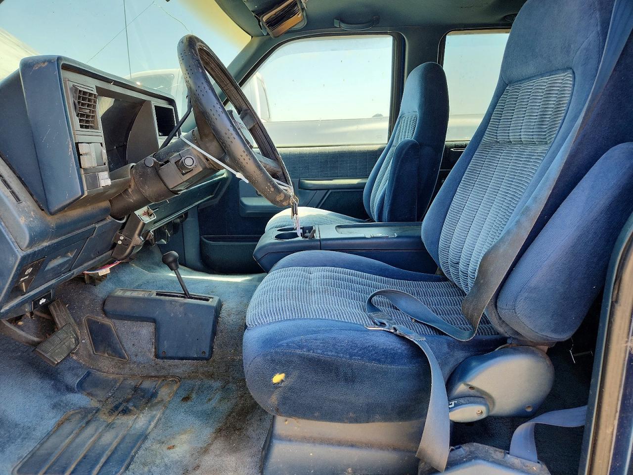 1GNFK16K9RJ379730 1994 CHEVROLET SUBURBAN photo no. 7