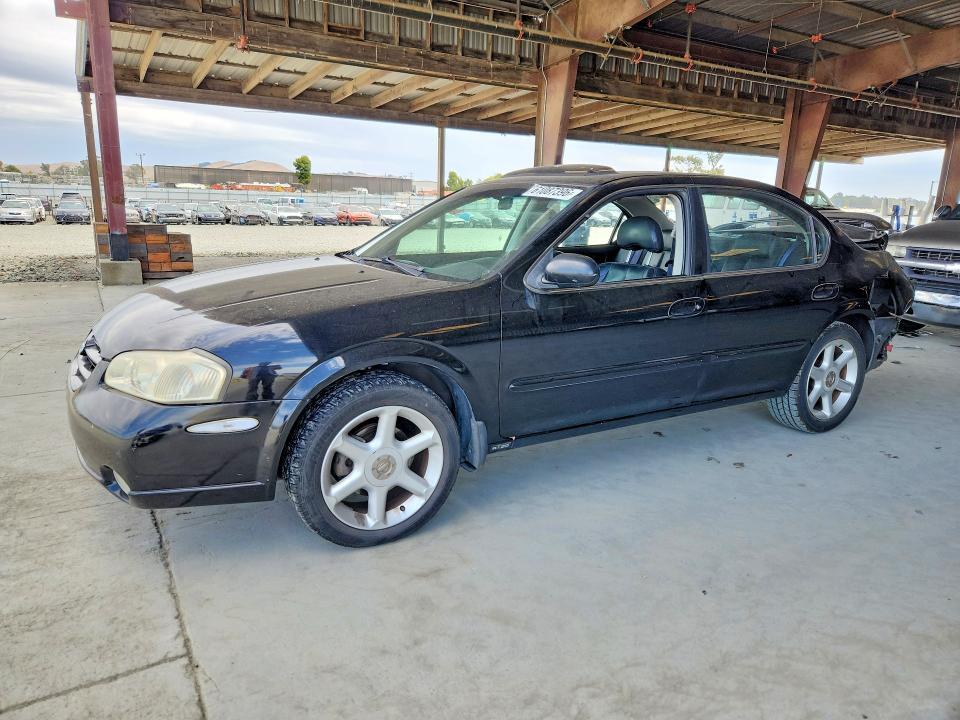 2000 NISSAN MAXIMA JN1CA31A3YT223942
