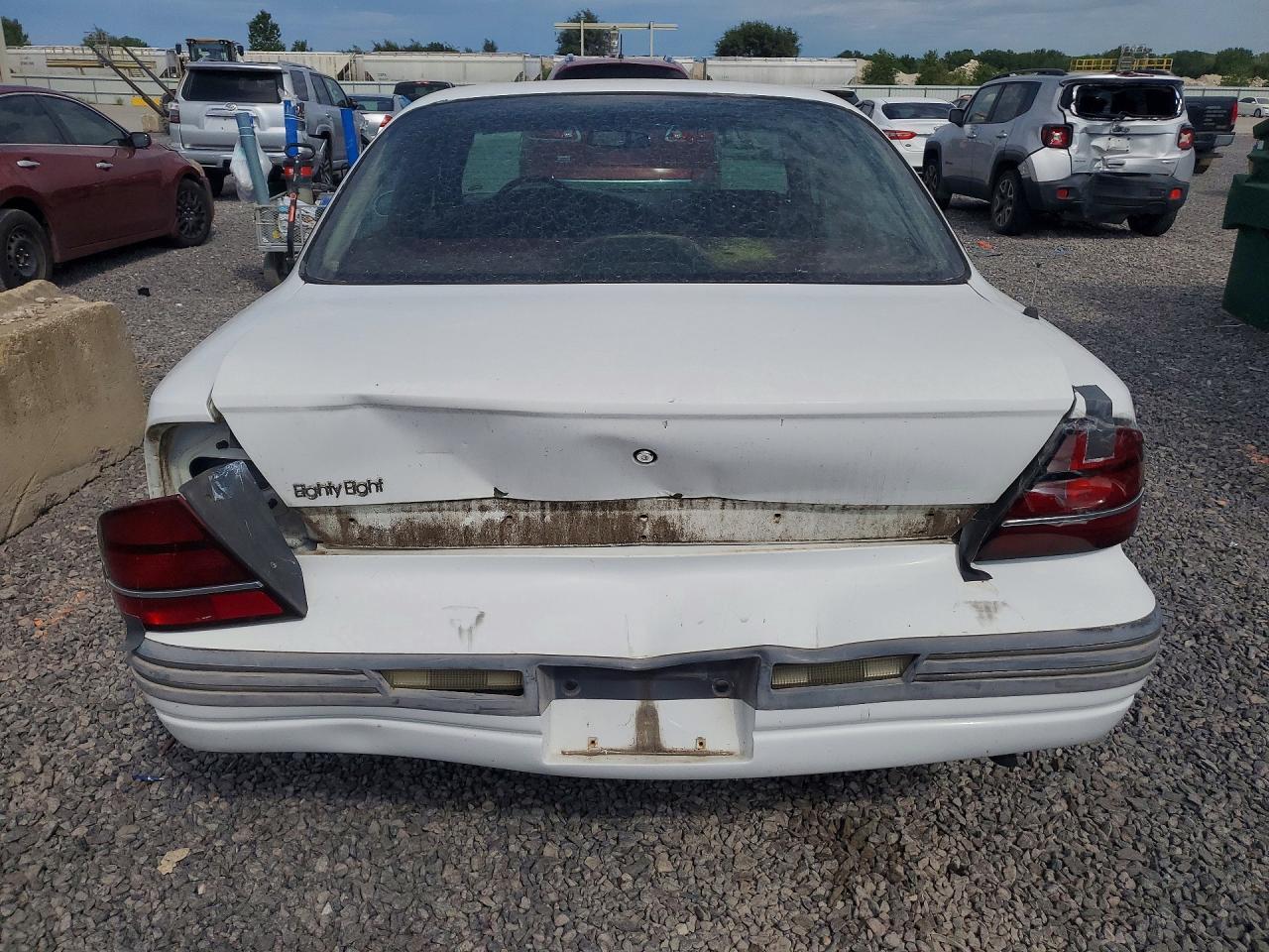 1995 OLDSMOBILE 88 ROYALE — Фото 6 из 12