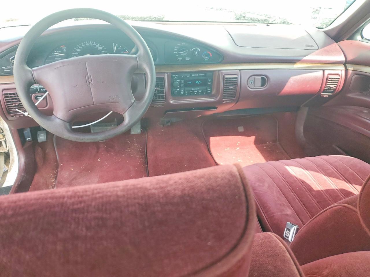 1995 OLDSMOBILE 88 ROYALE — Фото 8 из 12
