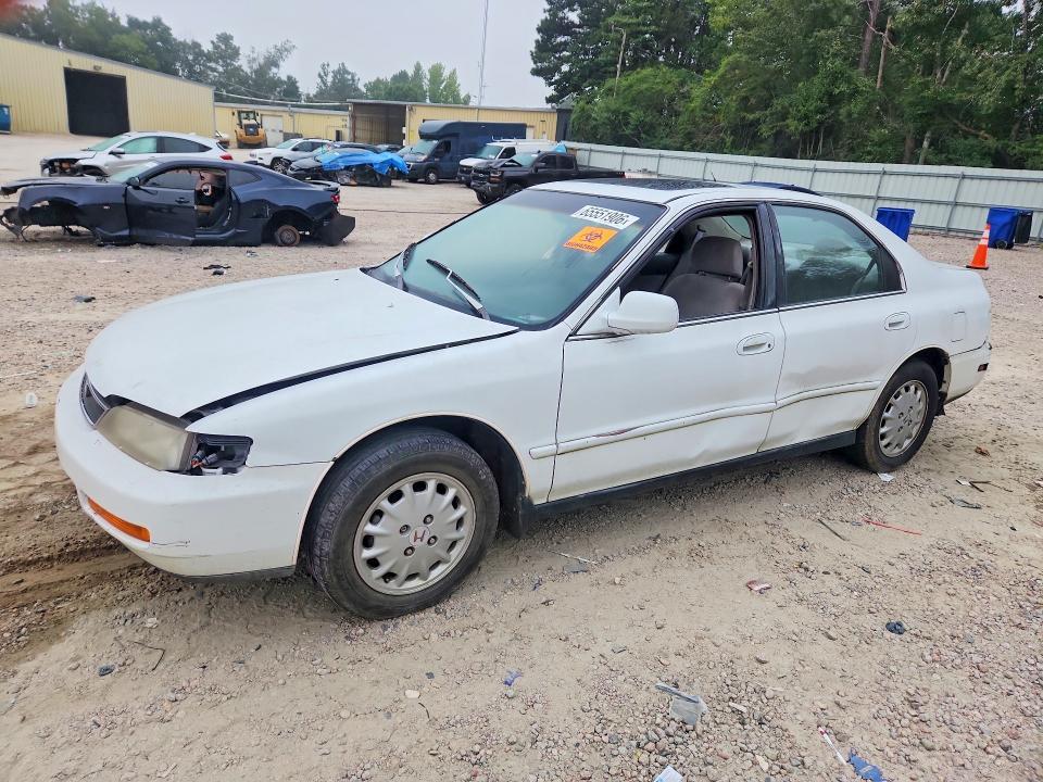 1996 HONDA ACCORD 1HGCD5651TA152435