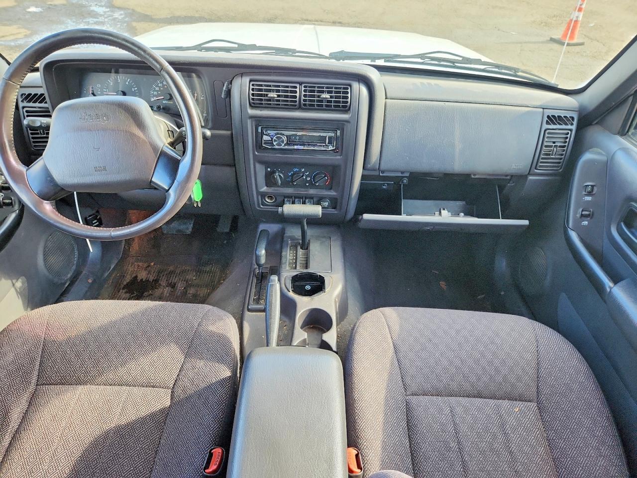 2001 JEEP CHEROKEE CLASSIC — Фото 8 из 13
