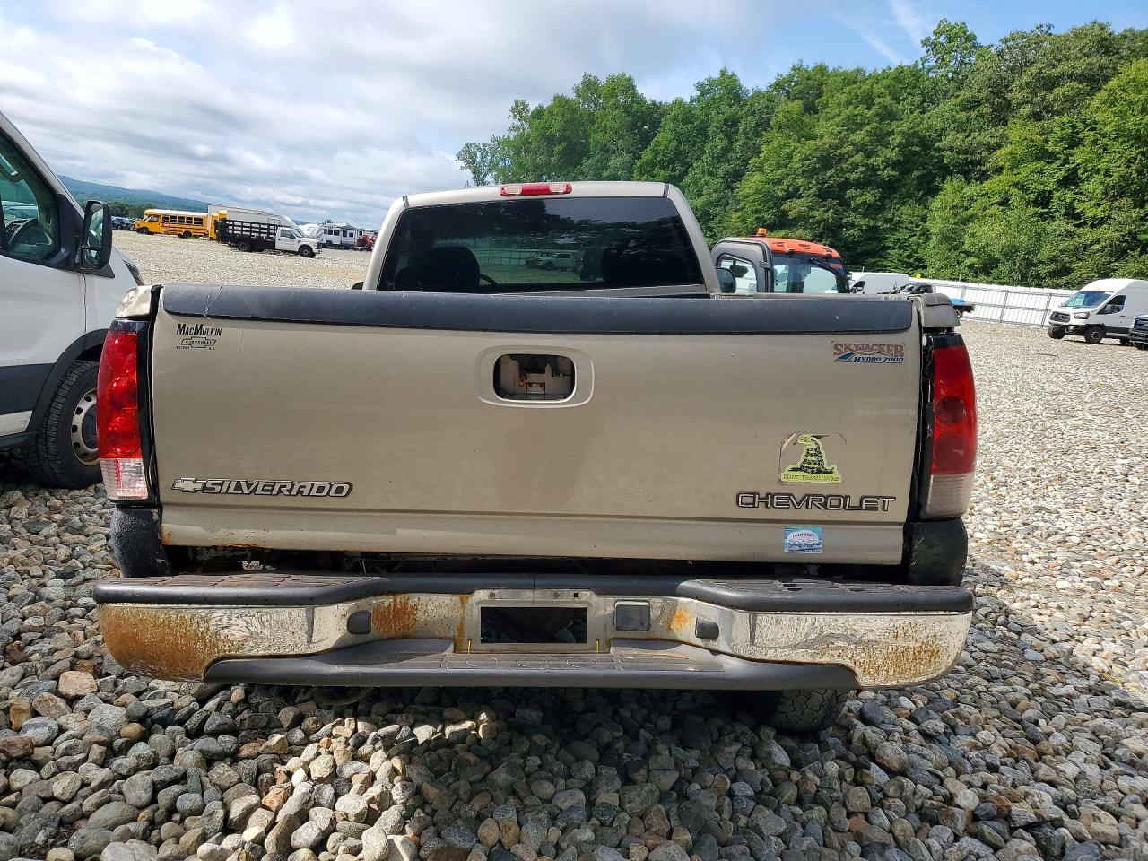 2001 CHEVROLET SILVERADO K2500 HEAVY DUTY — Фото 6 из 13