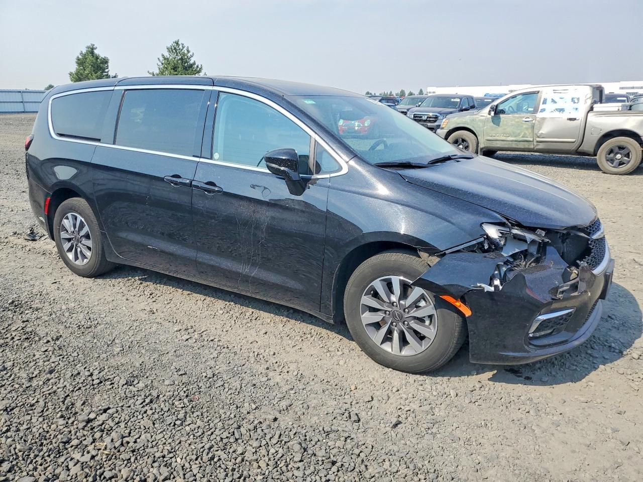 2024 CHRYSLER PACIFICA HYBRID SELECT — Фото 4 из 14