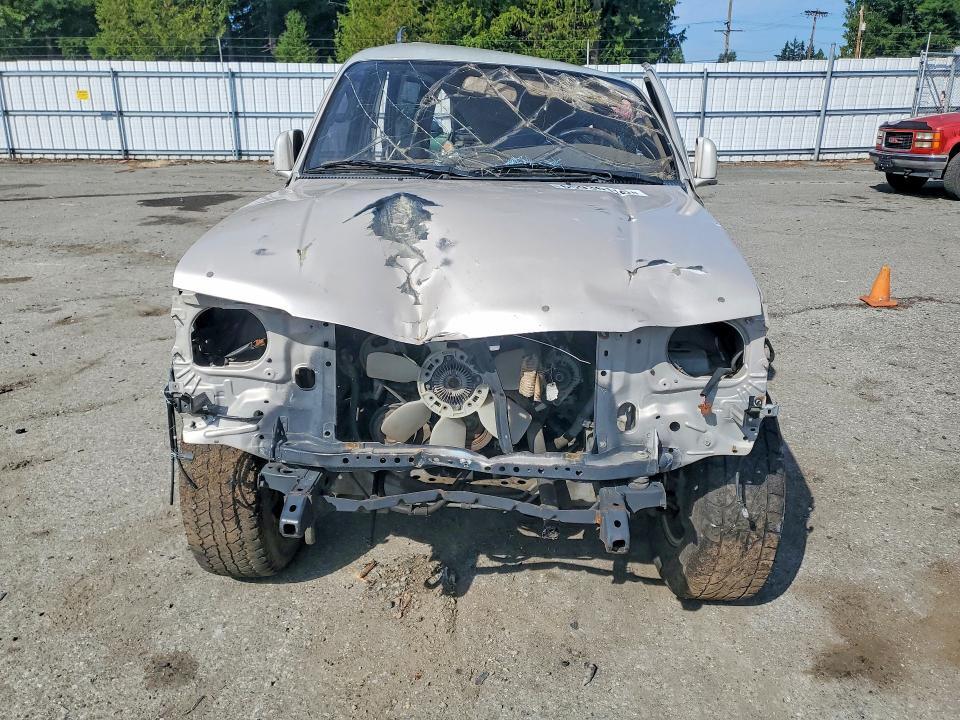 1997 TOYOTA 4RUNNER SR5 — Фото 5 из 13