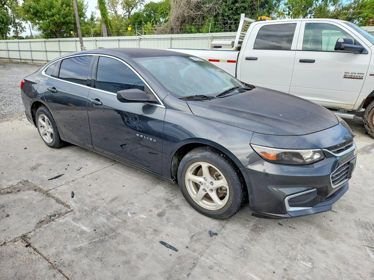 2018 CHEVROLET MALIBU LS — Фото 4 из 12