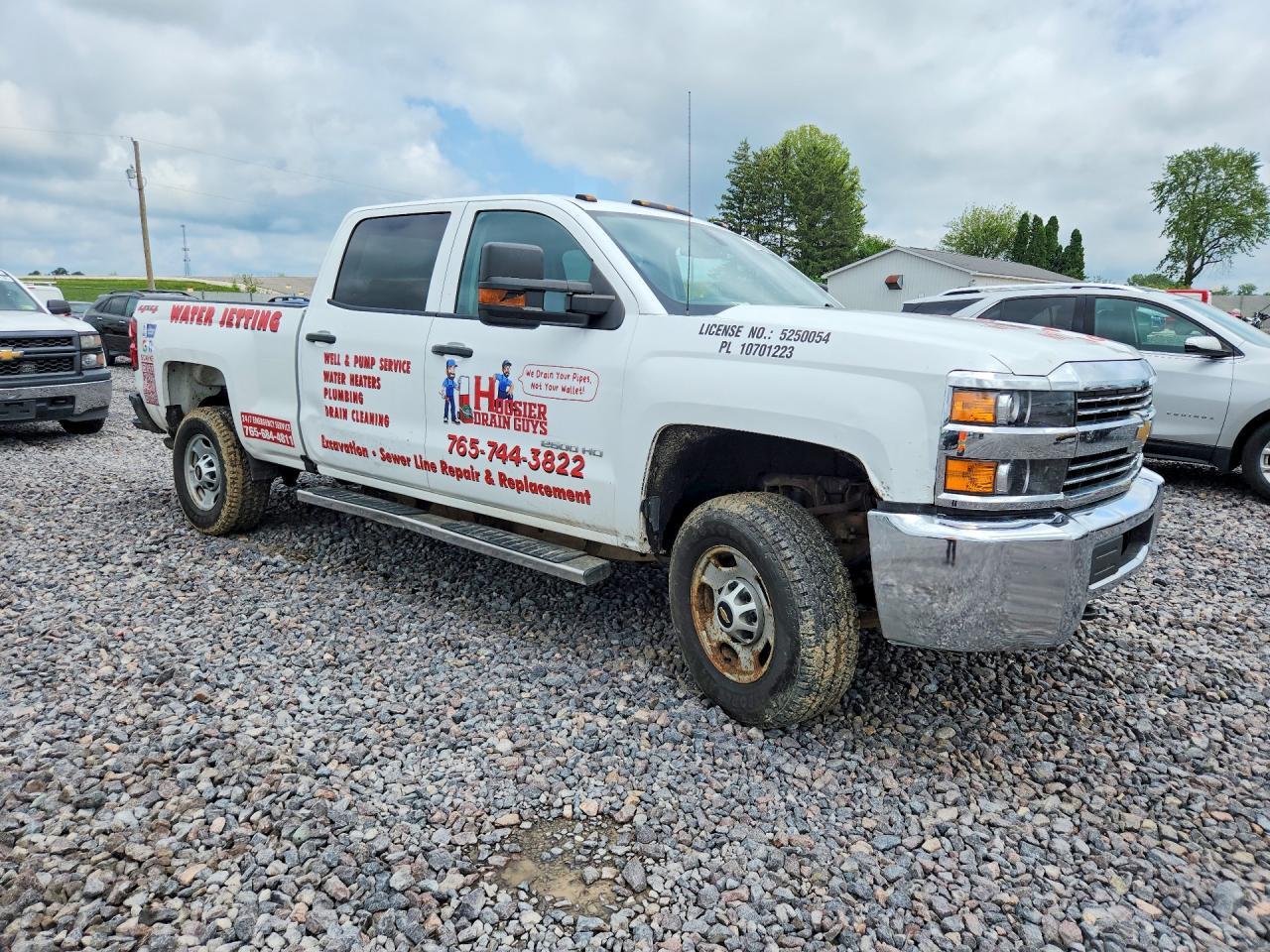 2018 CHEVROLET SILVERADO K2500 HEAVY DUTY — Фото 4 из 13