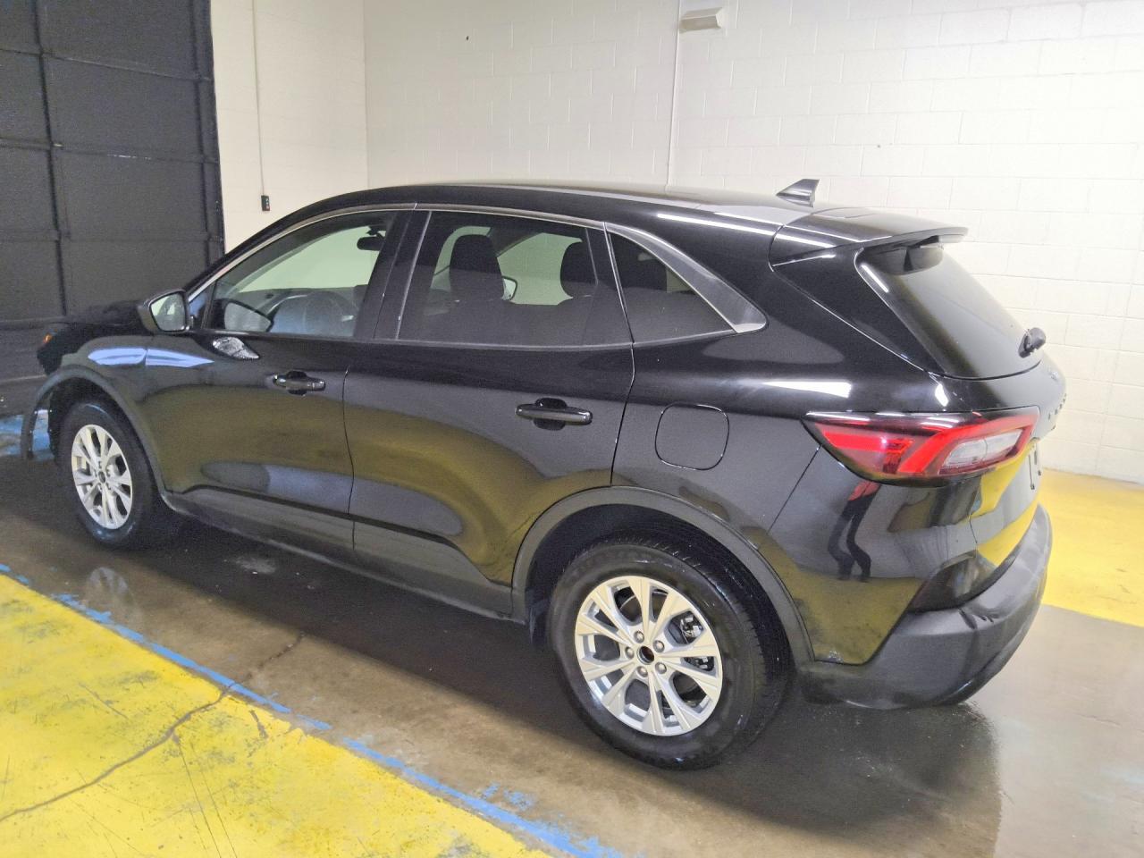 2024 FORD ESCAPE ACTIVE — Фото 2 из 14