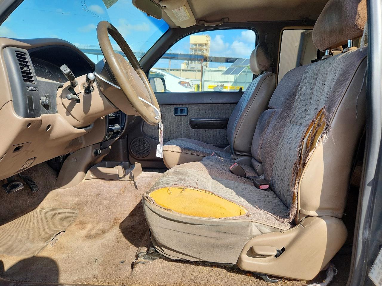 1998 TOYOTA TACOMA BASE — Фото 7 из 12