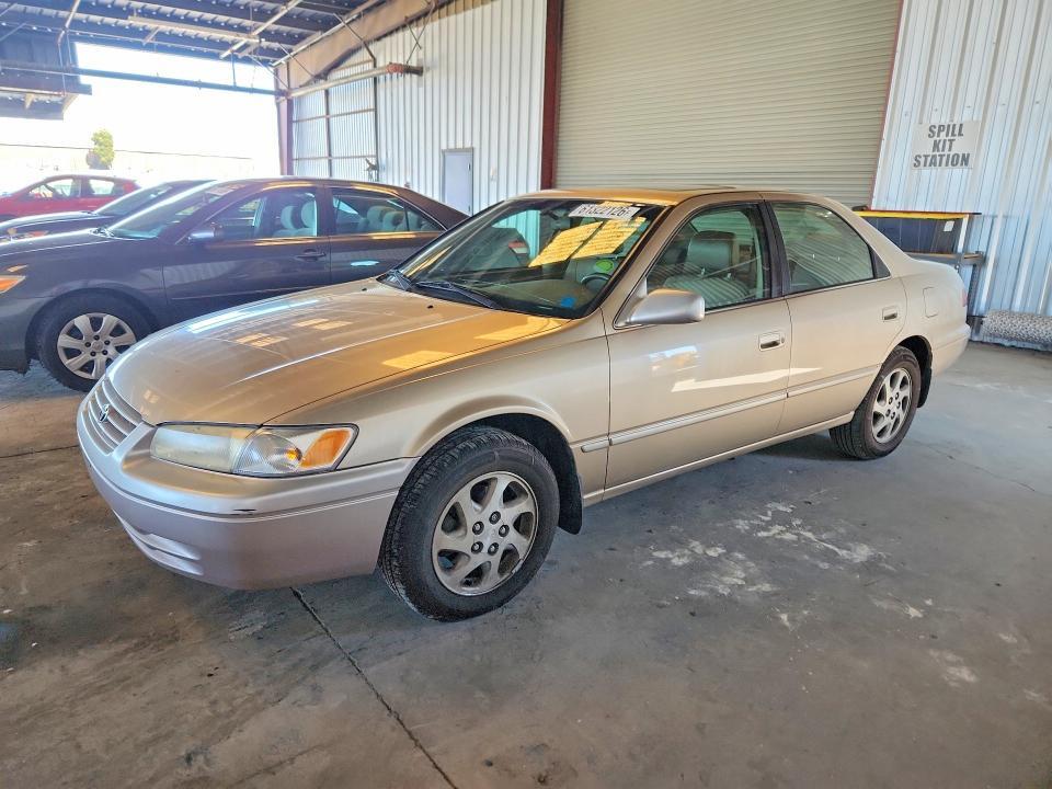 1998 TOYOTA CAMRY JT2BF28K3W0100698