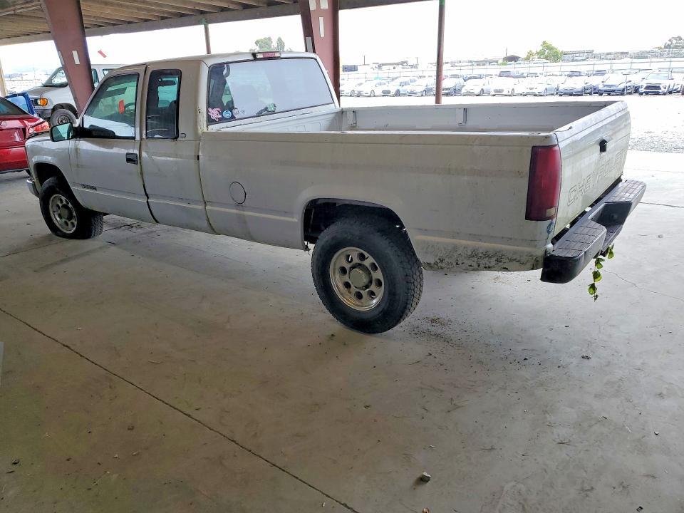 1998 CHEVROLET GMT-400 C2500 — Фото 2 из 12