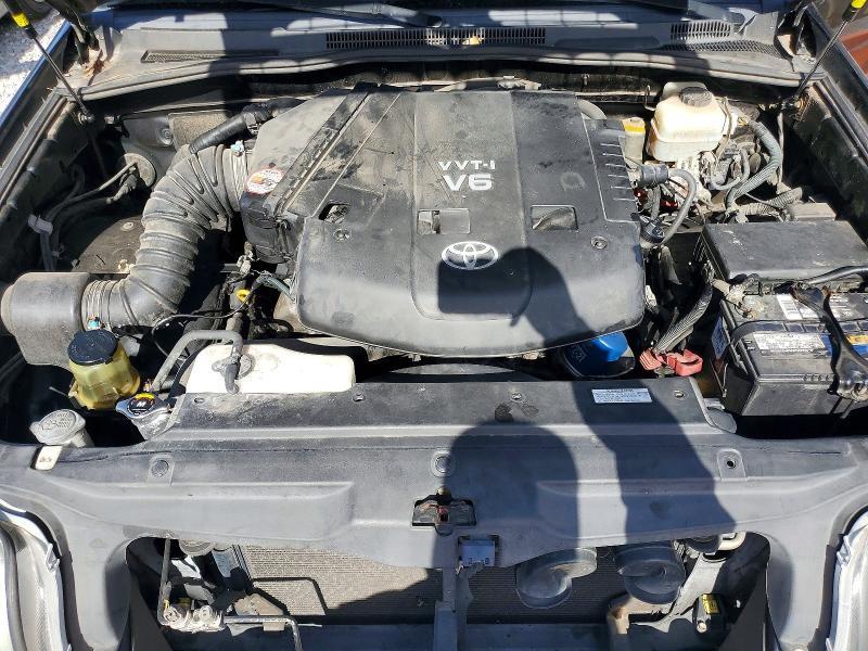 2006 TOYOTA 4RUNNER SR5 — Фото 11 из 12