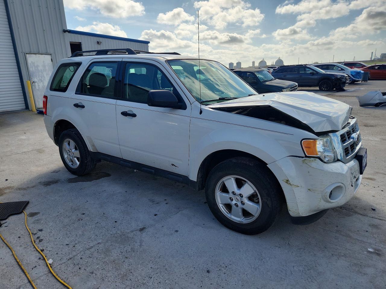 2012 FORD ESCAPE XLS — Фото 4 из 13
