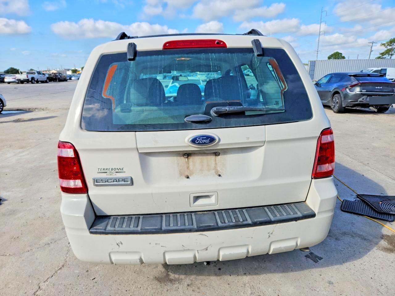 2012 FORD ESCAPE XLS — Фото 6 из 13