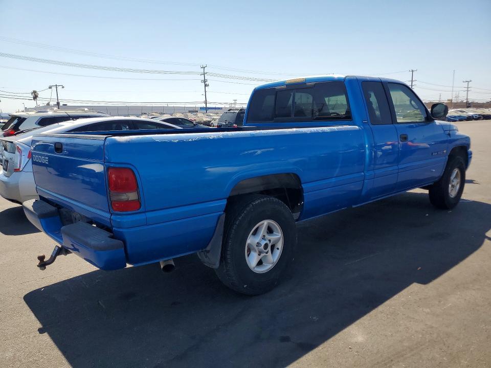 2001 DODGE RAM 1500 — Фото 3 из 12