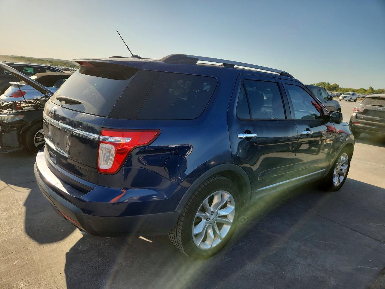 2012 FORD EXPLORER LIMITED — Фото 3 из 13
