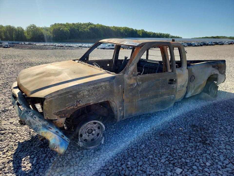 1999 CHEVROLET SILVERADO 1GCEK19T4XE190790