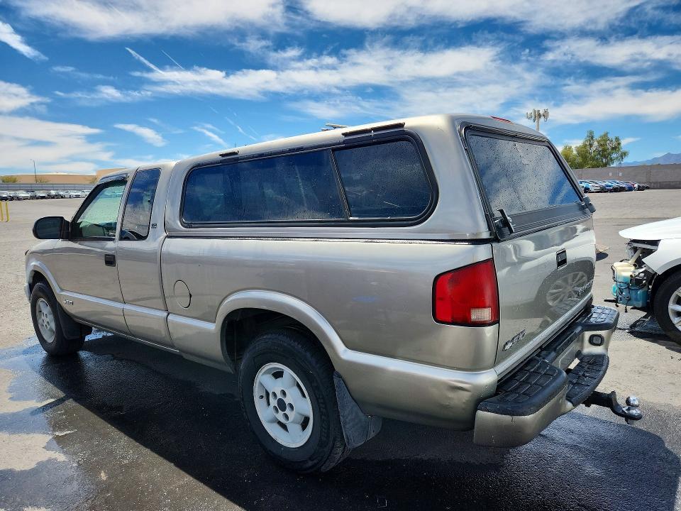 1999 CHEVROLET S TRUCK S10 — Фото 2 из 13