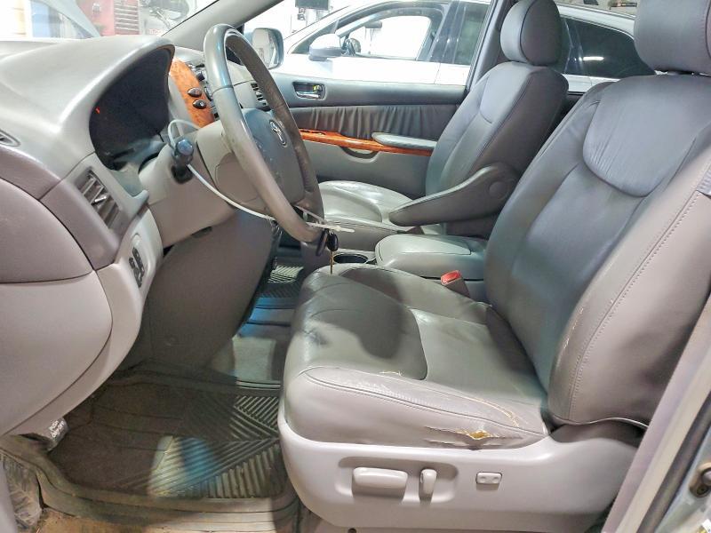 2006 TOYOTA SIENNA XLE 7 PASSENGER — Фото 7 из 13